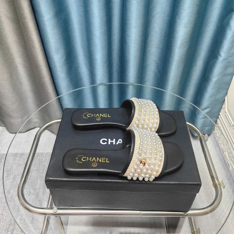 Ch*el slippers